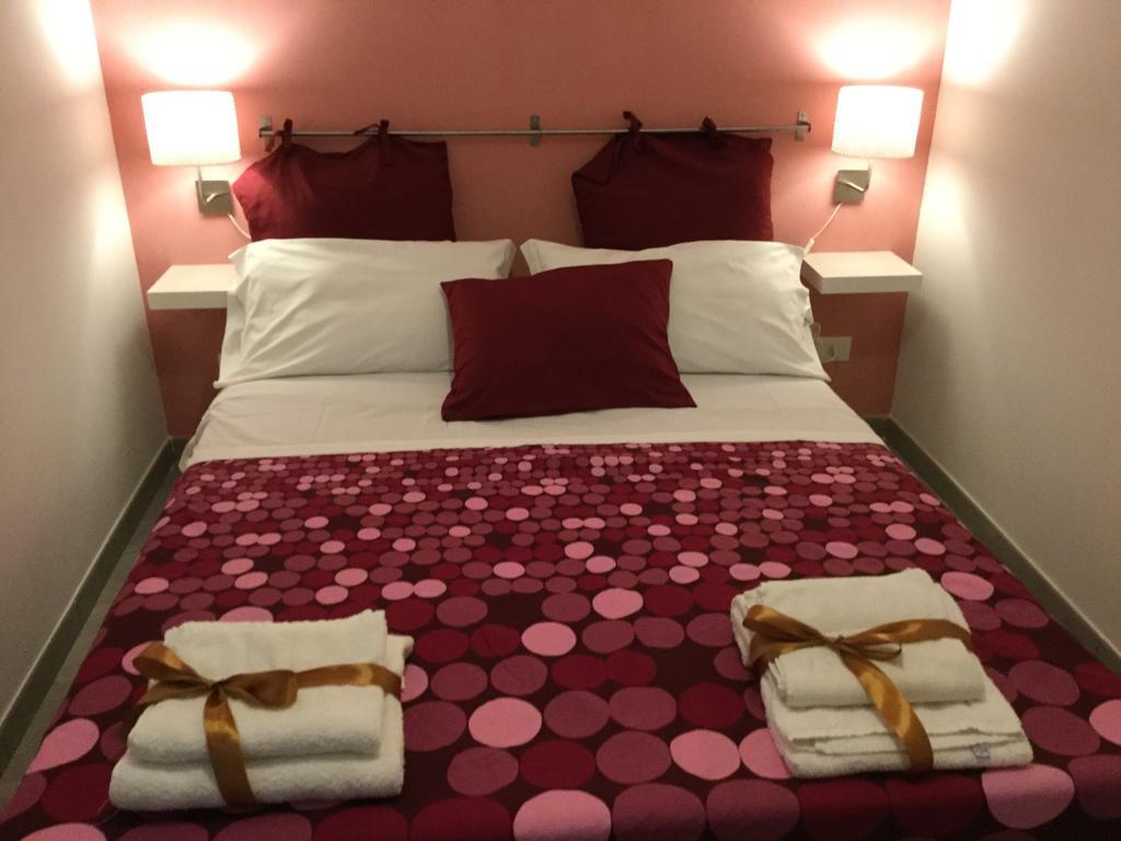 Case Vacanze Le Rose Villa Noto Luaran gambar